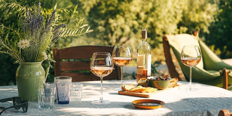 Rosé-Wetter Angebote